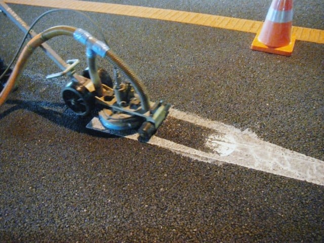高機能舗装WJライン抹消